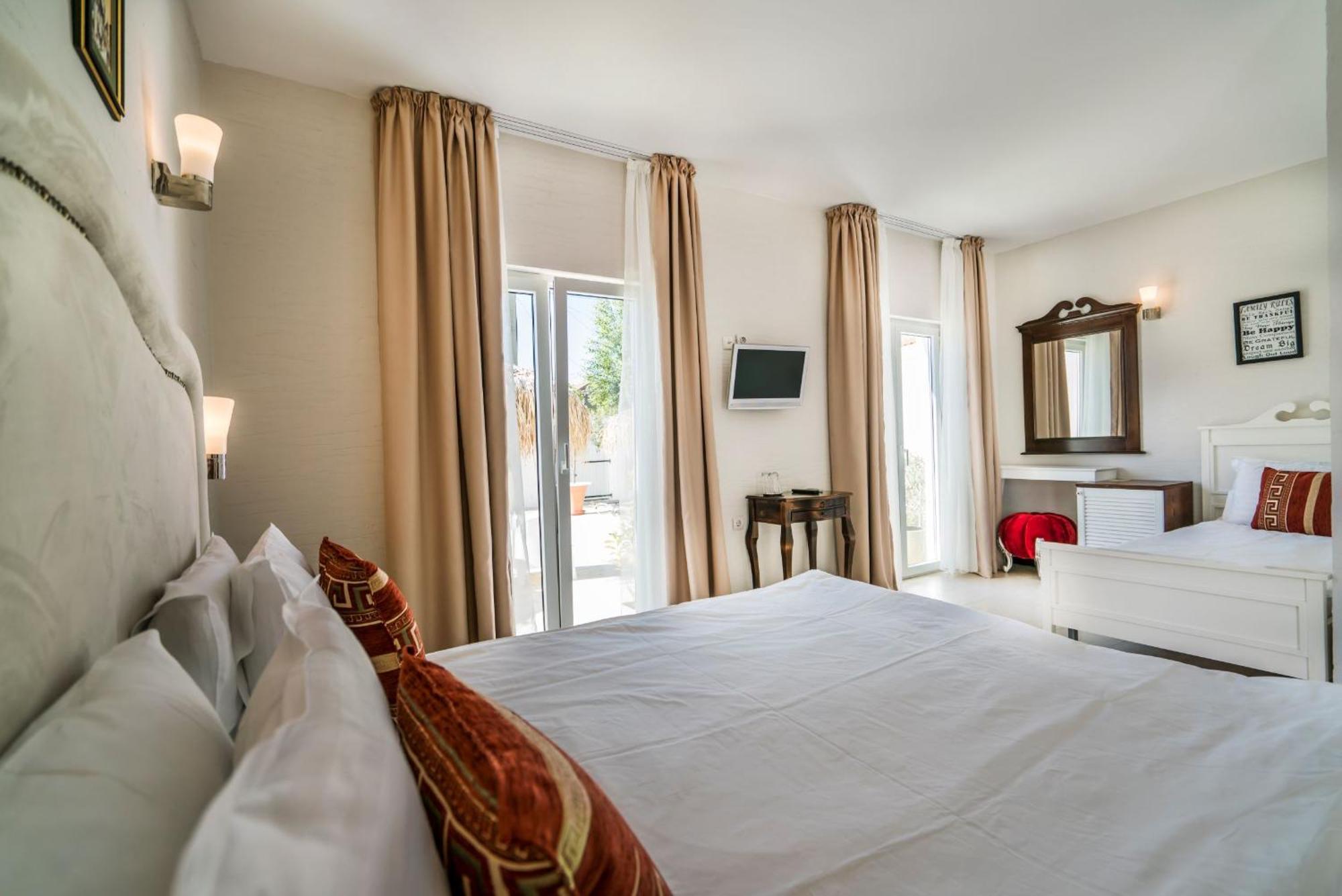 Maris Vama Veche Hotell Eksteriør bilde